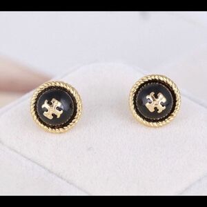 NWOT Tory Burch Gold Logo Black Enamel Circle Stud Earrings